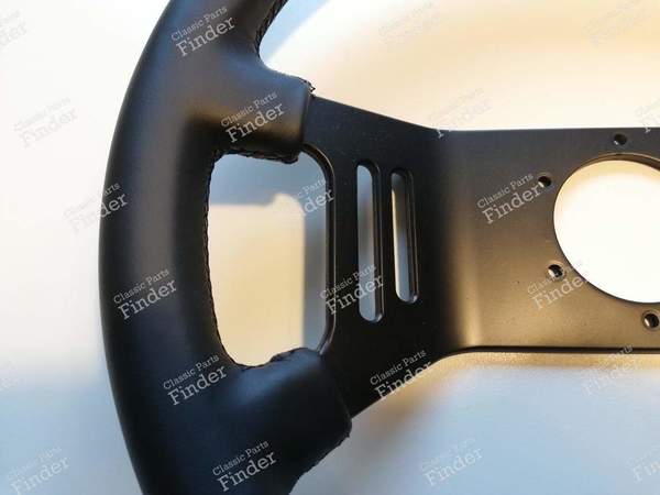Superb leather sports steering wheel - RENAULT Fuego - 7