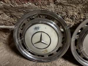 3 hubcaps NOS - MERCEDES BENZ W123 - 1154010324- thumb-4