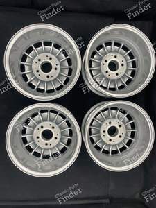 Original Baroque wheels for W108 6.5Jx14 ET30 1084001002 - MERCEDES BENZ W108 / W109 - 1084001002- thumb-6